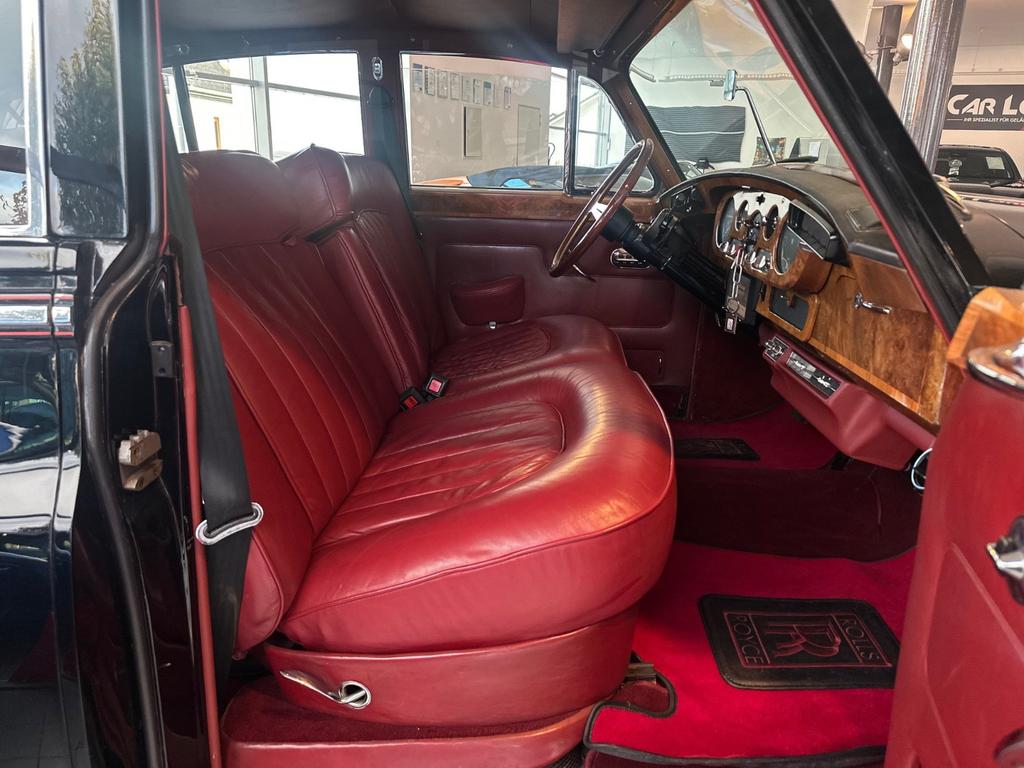 Rolls-Royce Silver Cloud