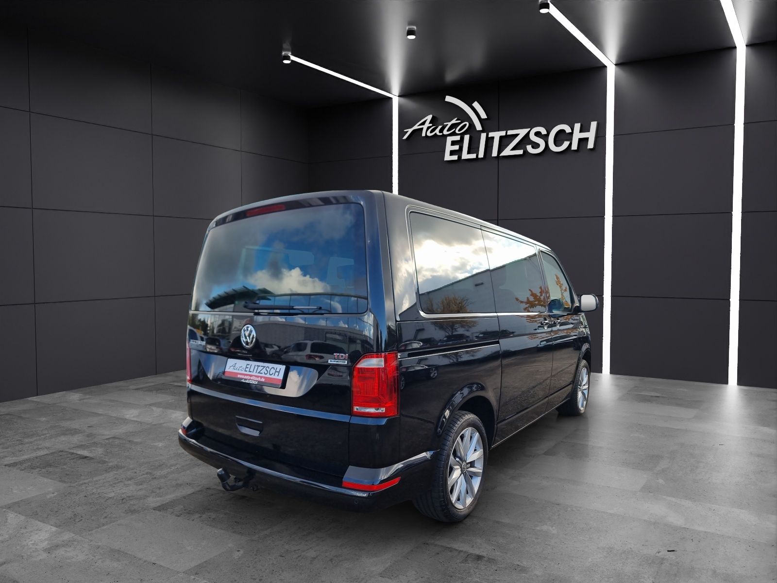 Fahrzeugabbildung Volkswagen T6 Multivan TDI DSG Comfortline LEDER STH 7-SITZ