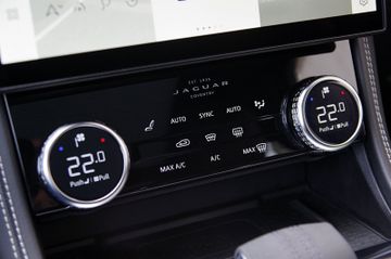 Jaguar F-PACE D300 R-Dynamic SE AWD*Pano,Kamera,Sitzhz.