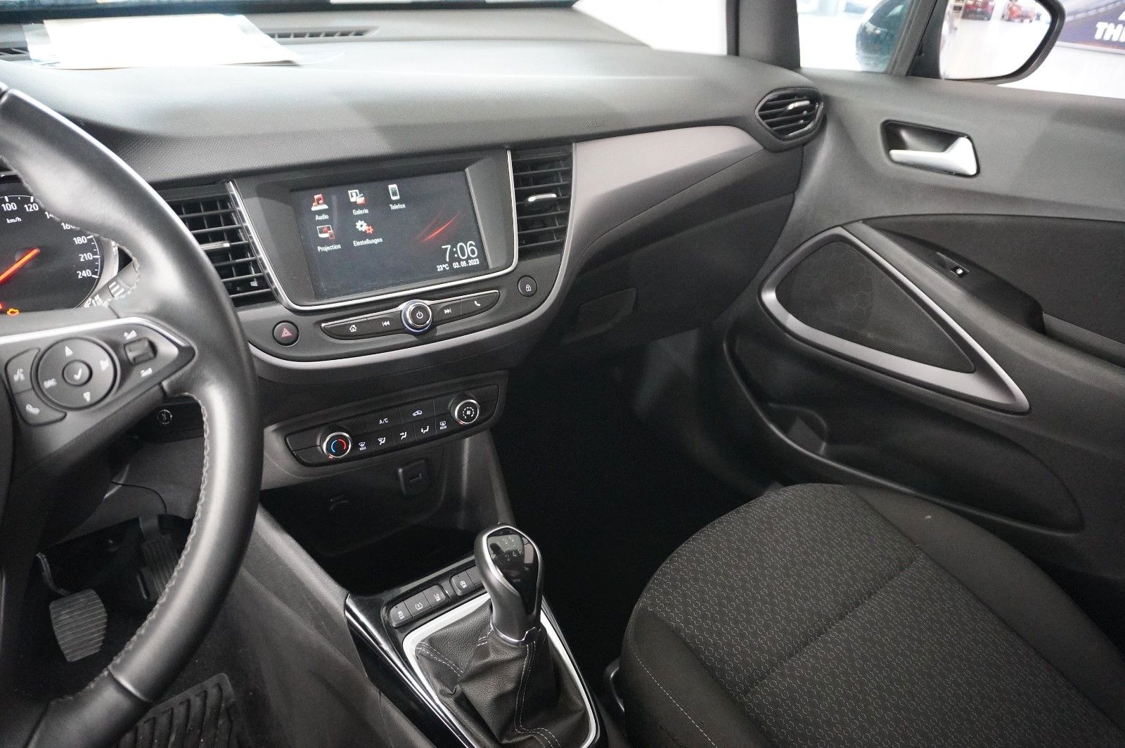 Fahrzeugabbildung Opel Crossland (X) 1.2 EDITION NAVI/LED/KAMERA/DAB+