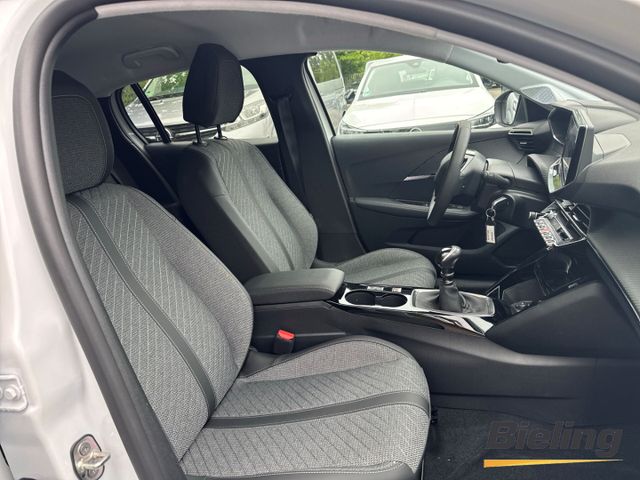 208 ALLURE 360 Kamera LED Apple CarPlay Android 