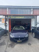 Maserati Ghibli V6 Diesel 275 CV - blaue Maserati Ghibli