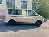 Volkswagen T5 Multivan 4motion / 2 Schiebetüren / Standhzg. - Volkswagen: Multivan 4motion