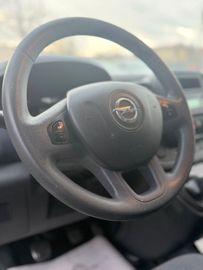 Opel Vivaro - 9