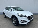 Hyundai Tucson Style 4WD - Hyundai TUCSON: Style