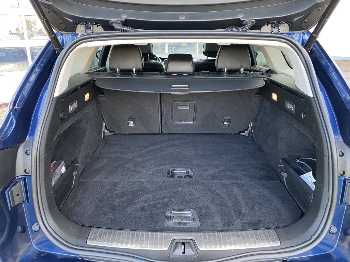 Fahrzeugabbildung Renault Talisman Grandtour  1,6 dCi Intens LED Panoramad