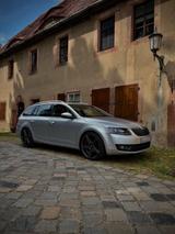 Skoda Octavia 2.0 TDI Green tec 4x4 Elegance Combi... - Skoda Octavia: TDI Elegance