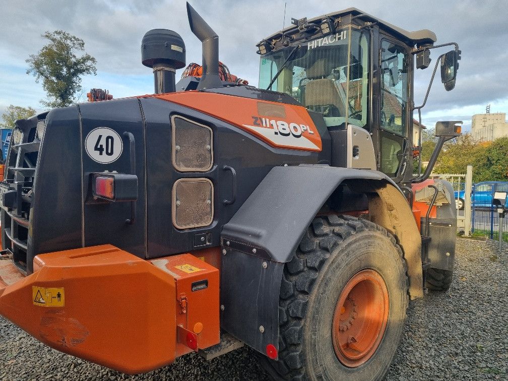 HITACHI ZW180PL-6