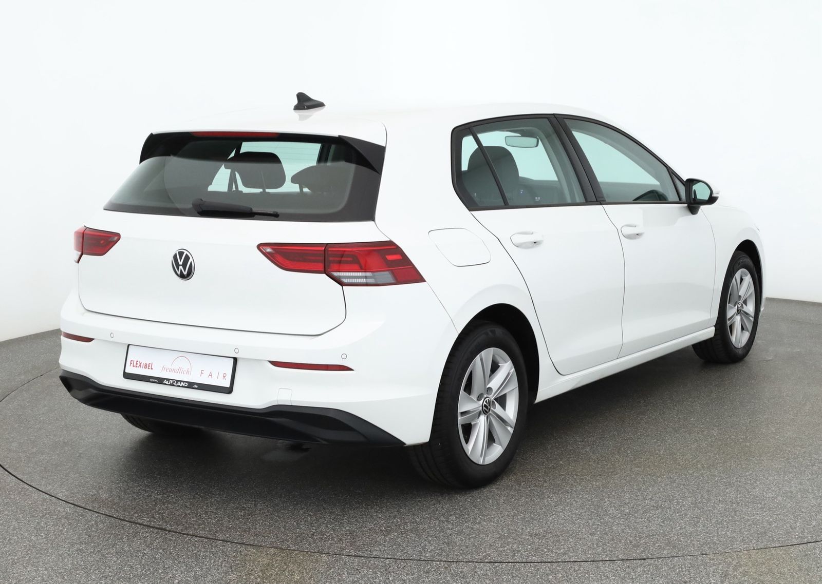 Volkswagen Golf VIII 1.0 eTSI DSG Life LED Navi ACC DAB foto 5
