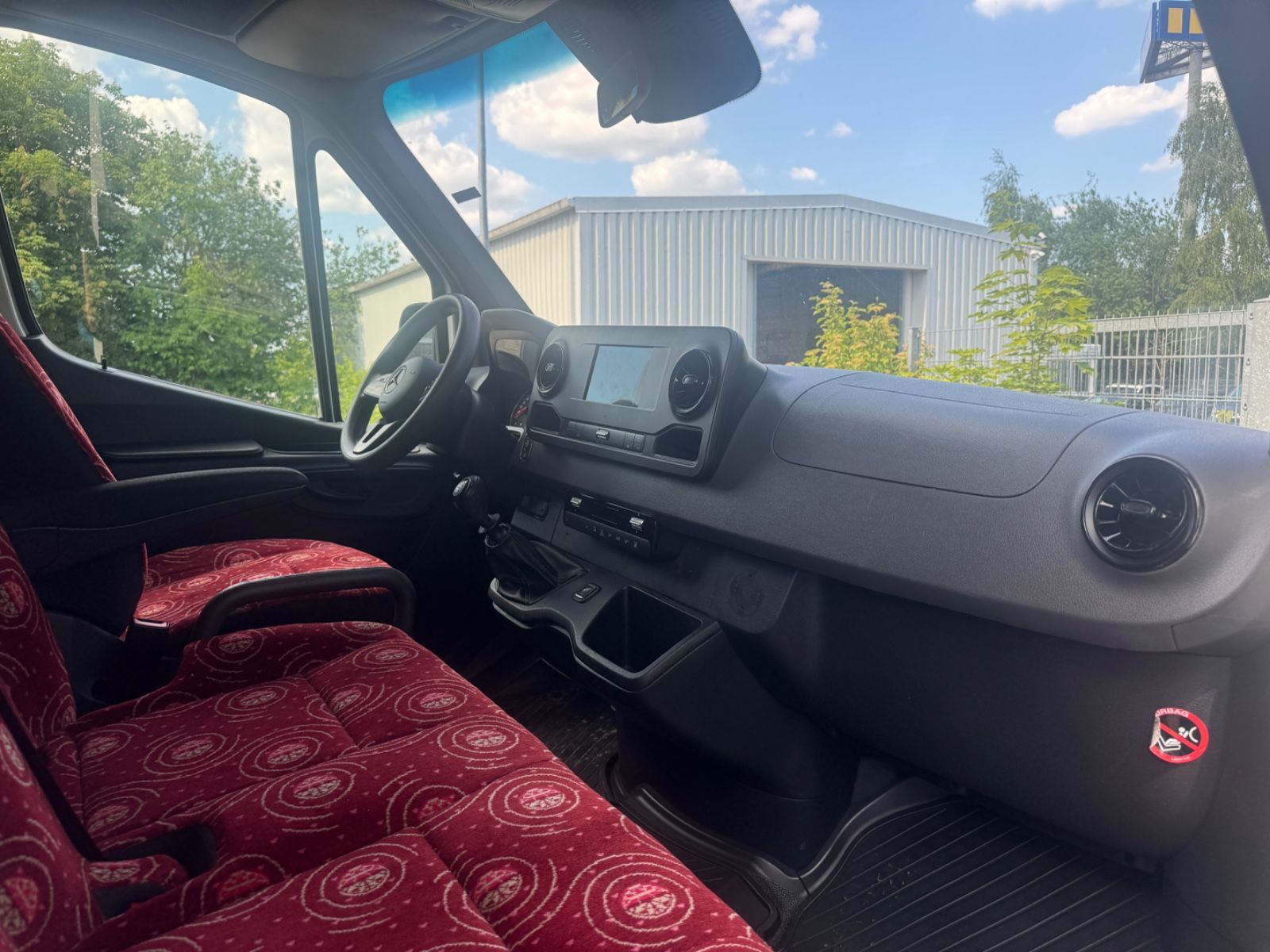 Fahrzeugabbildung Mercedes-Benz Sprinter III 314 CDI 9 Sitzer Klima+Lane+Toterwi