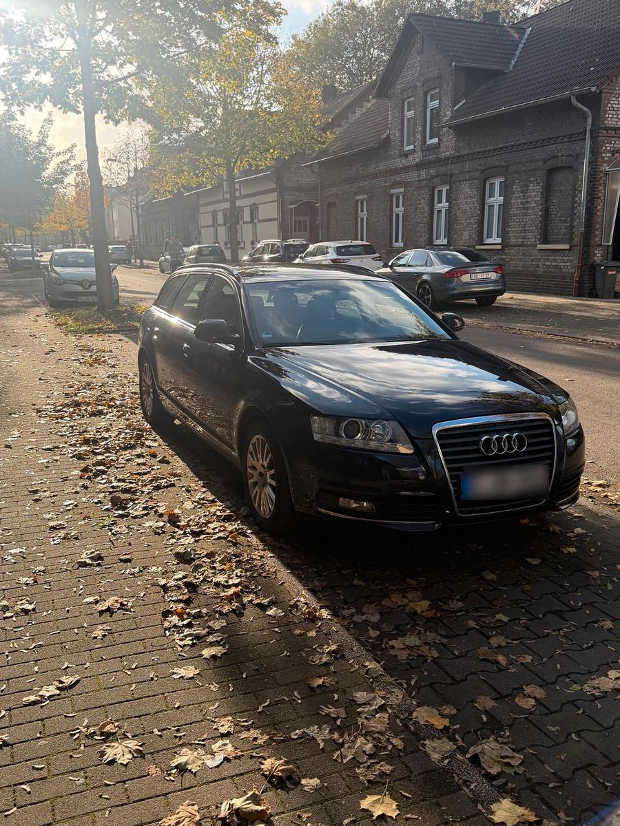 Audi A6 2009 — вигляд ззаду