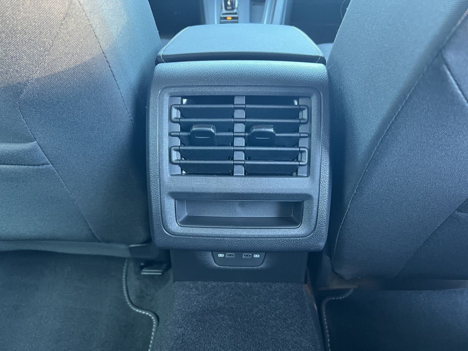 Golf VIII Variant Life 1.5 eTSI DSG Navi*ACCLED