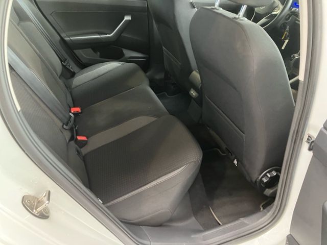Fahrzeugabbildung Volkswagen Polo 1.0 TSI DSG Life LED CLIMATRONIC GJR