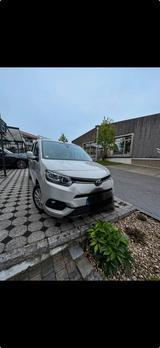Toyota Proace City 1,5 D L2 7 Sitzplätze - Toyota Proace City von privat