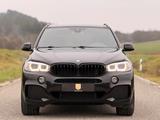 BMW X5 xDrive 30d/M-Paket/Leder/AHK/Cam/H&K/CarPlay/ - BMW X5: Xdrive 30d
