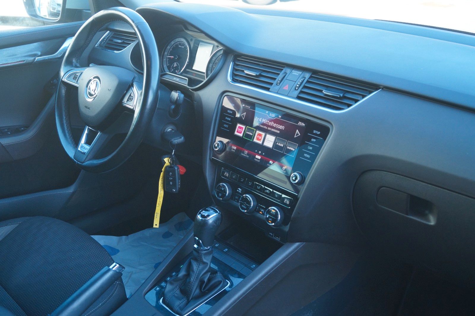 Fahrzeugabbildung SKODA Octavia Combi Scout 4x4 *TÜV, Inspektion neu