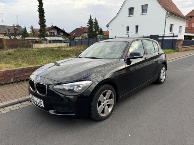 BMW 116i 5 Türer SHZ+PDC+Alu nur 57.000km!!!