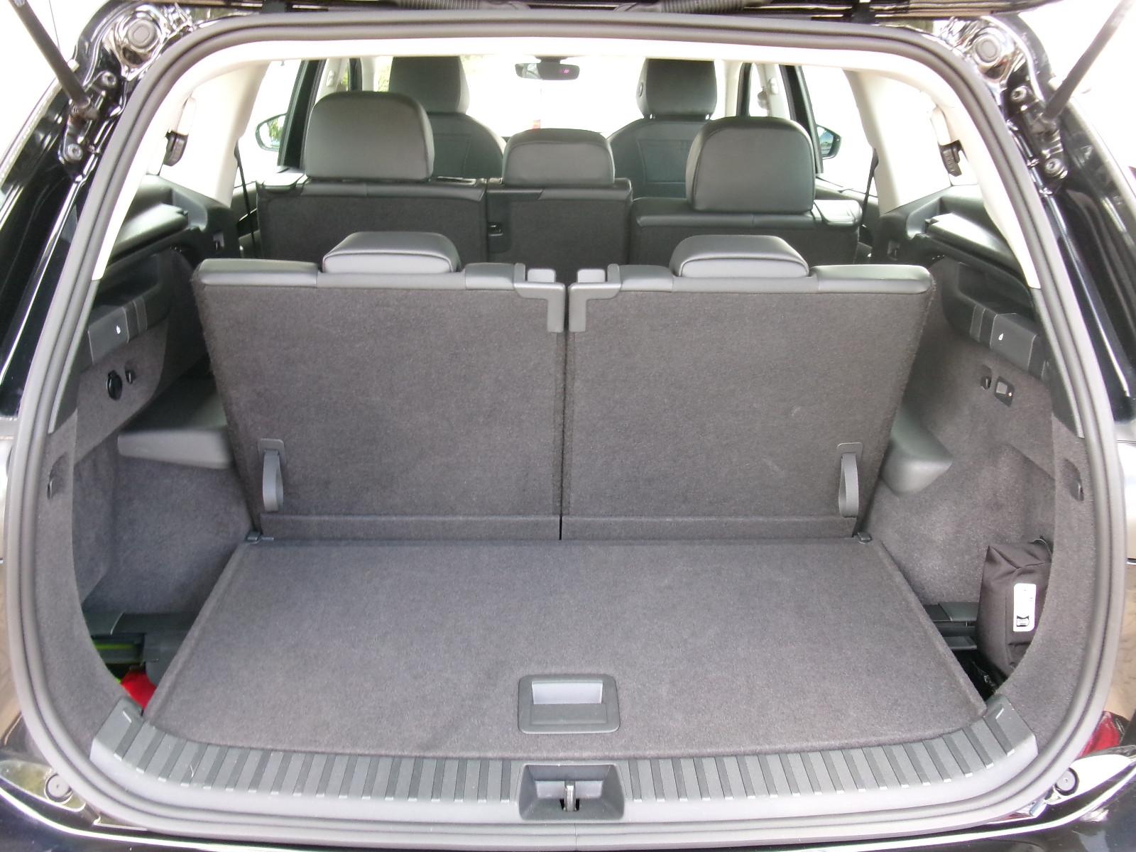 Volkswagen Tayron 2.0 TDI DSG Life 4Motion Matrix DCC 7 Sit