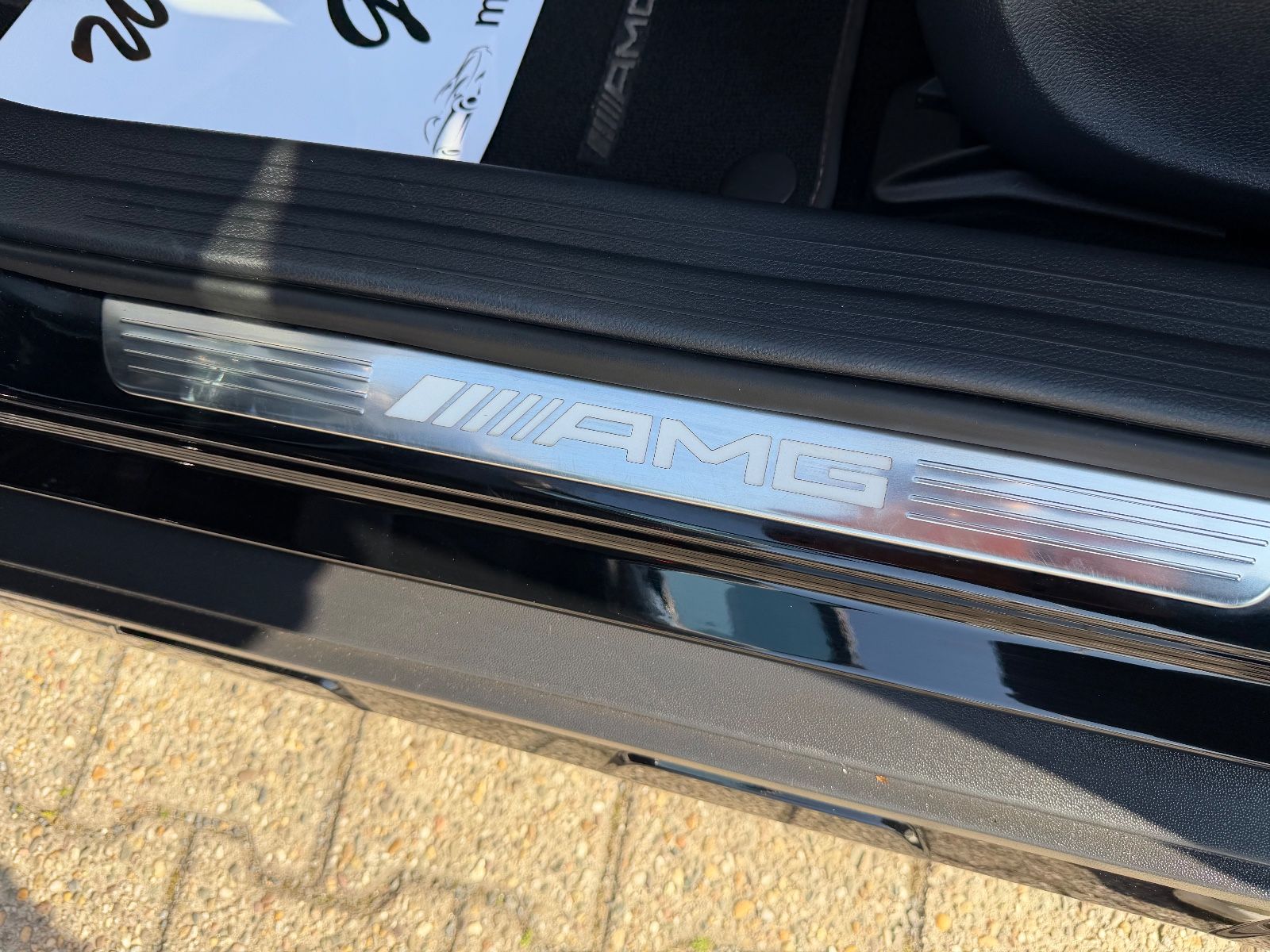 Fahrzeugabbildung Mercedes-Benz GLA 45 AMG 4Matic AERO KIT PANORAMA KLAPPE