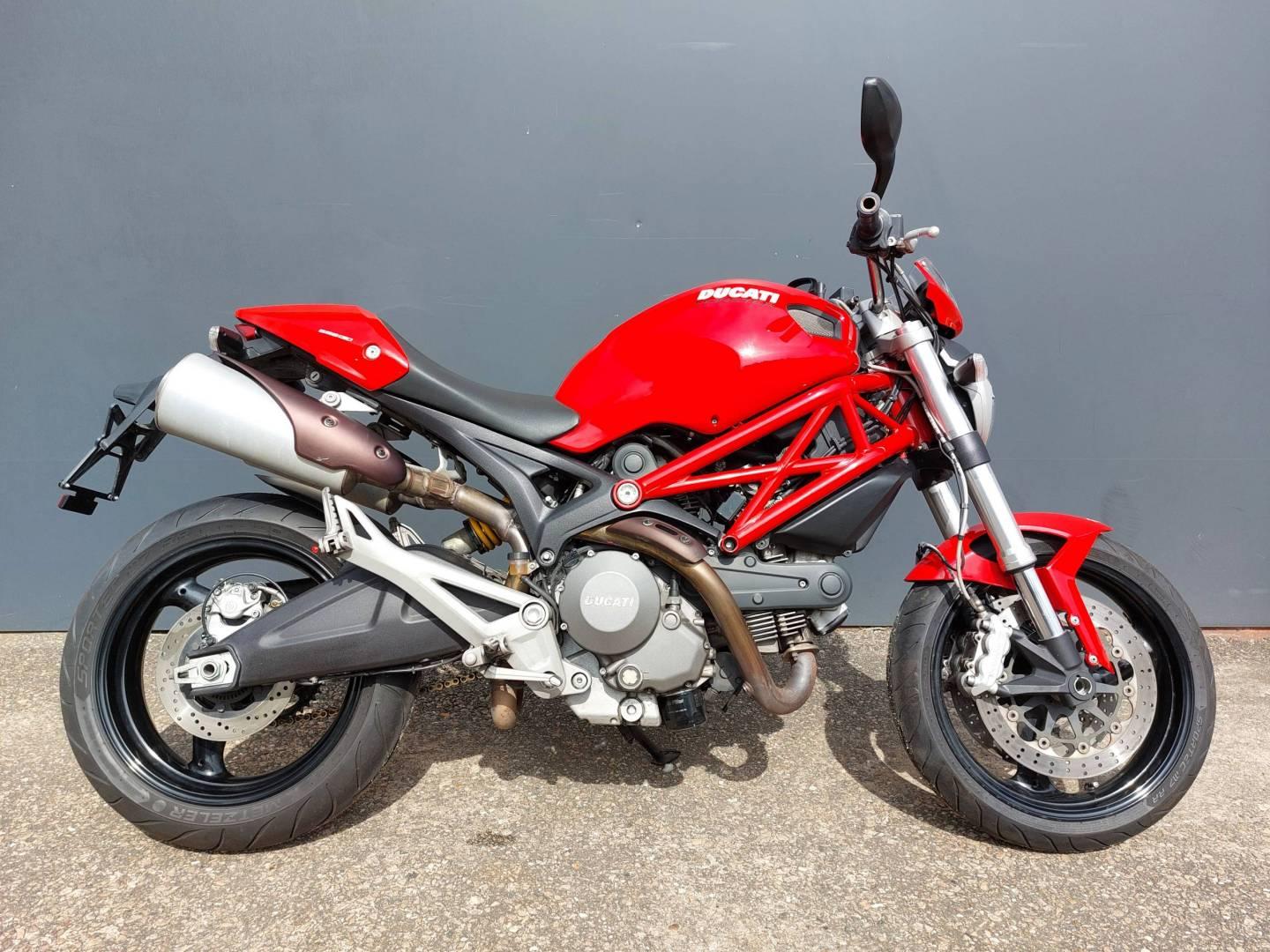Ducati Monster 696 ABS Top Zustand