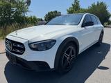 Mercedes-Benz E 450 4MATIC T All-Terrain Autom. All-Terrain - gebrauchte Mercedes-Benz E 450 aus dem Jahr 2021