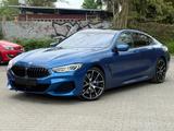 BMW 840 d xDrive M Sport - blaue BMW 840