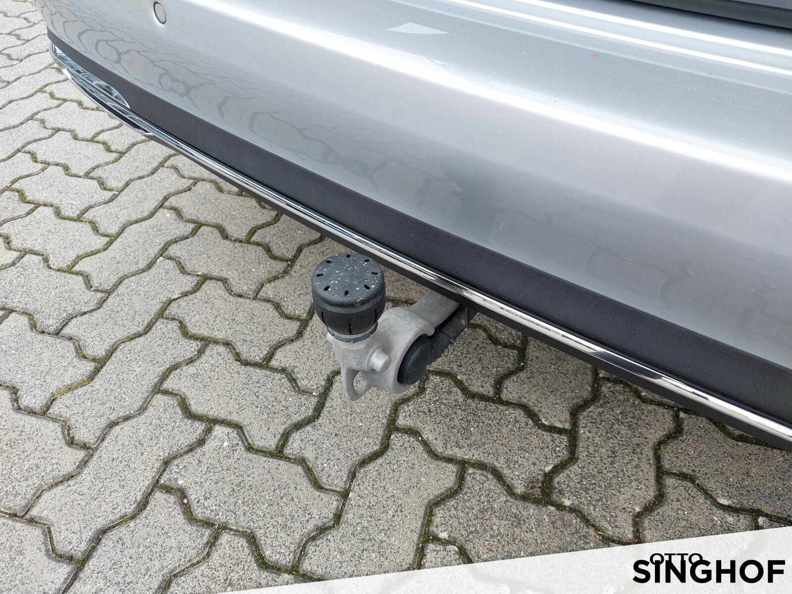 Fahrzeugabbildung Mercedes-Benz E 220 d T Avantgarde +AHK+Rü Kam+Distronic+LED+