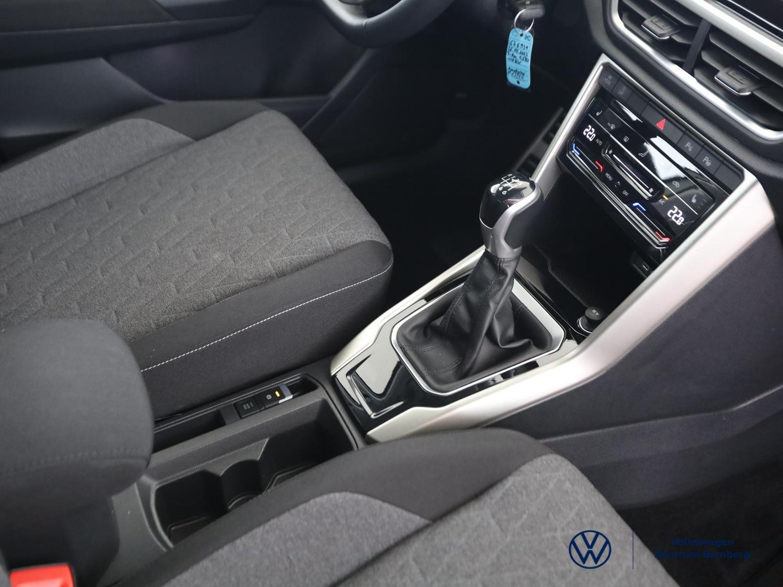 Volkswagen T-Roc 1.5 TSI Move+PARKASSIST+LED+APP+SITZHZ+DAB