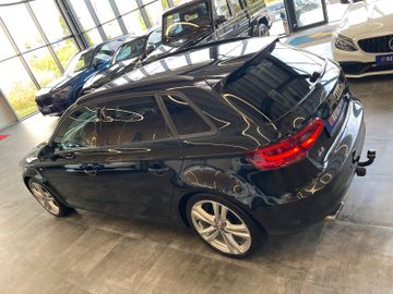 Audi A3 Sportback S line quattro *Sportpaket*Xenon*