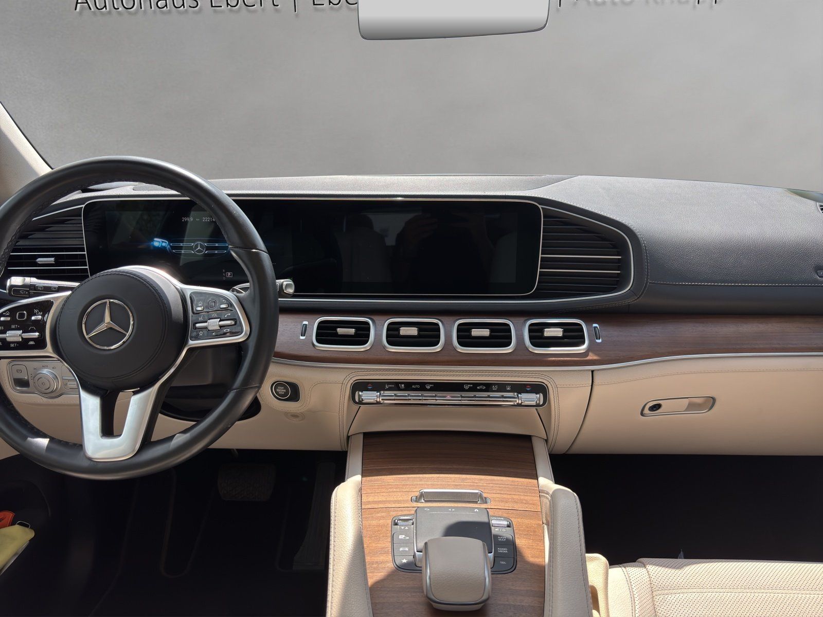 Fahrzeugabbildung Mercedes-Benz GLE 350 de 4M AMG Burm. DISTRO Massage PANO 360°