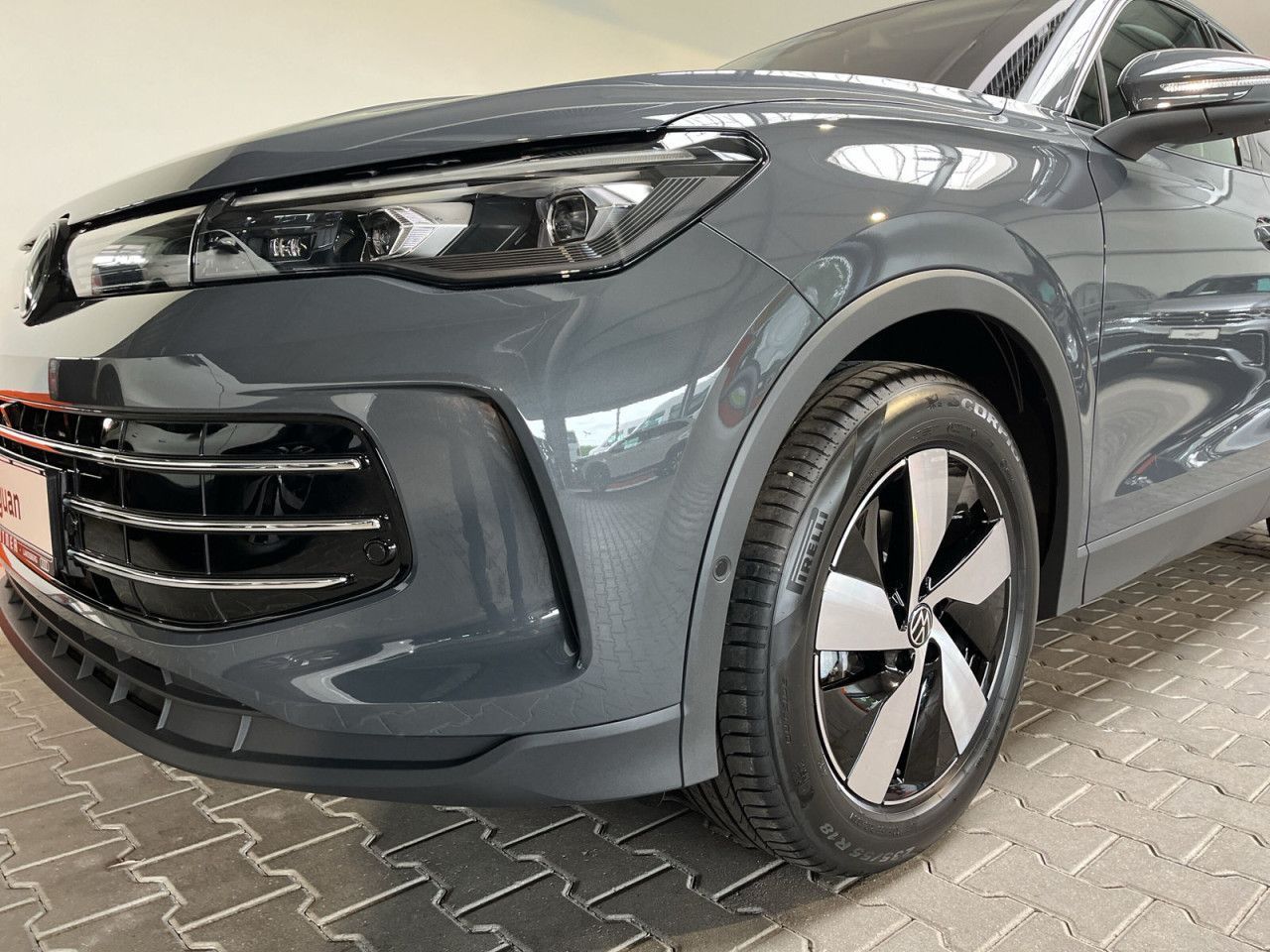 Volkswagen Tiguan ELEGANCE 1.5 eTSI DSG NAVI AHK LED foto 4