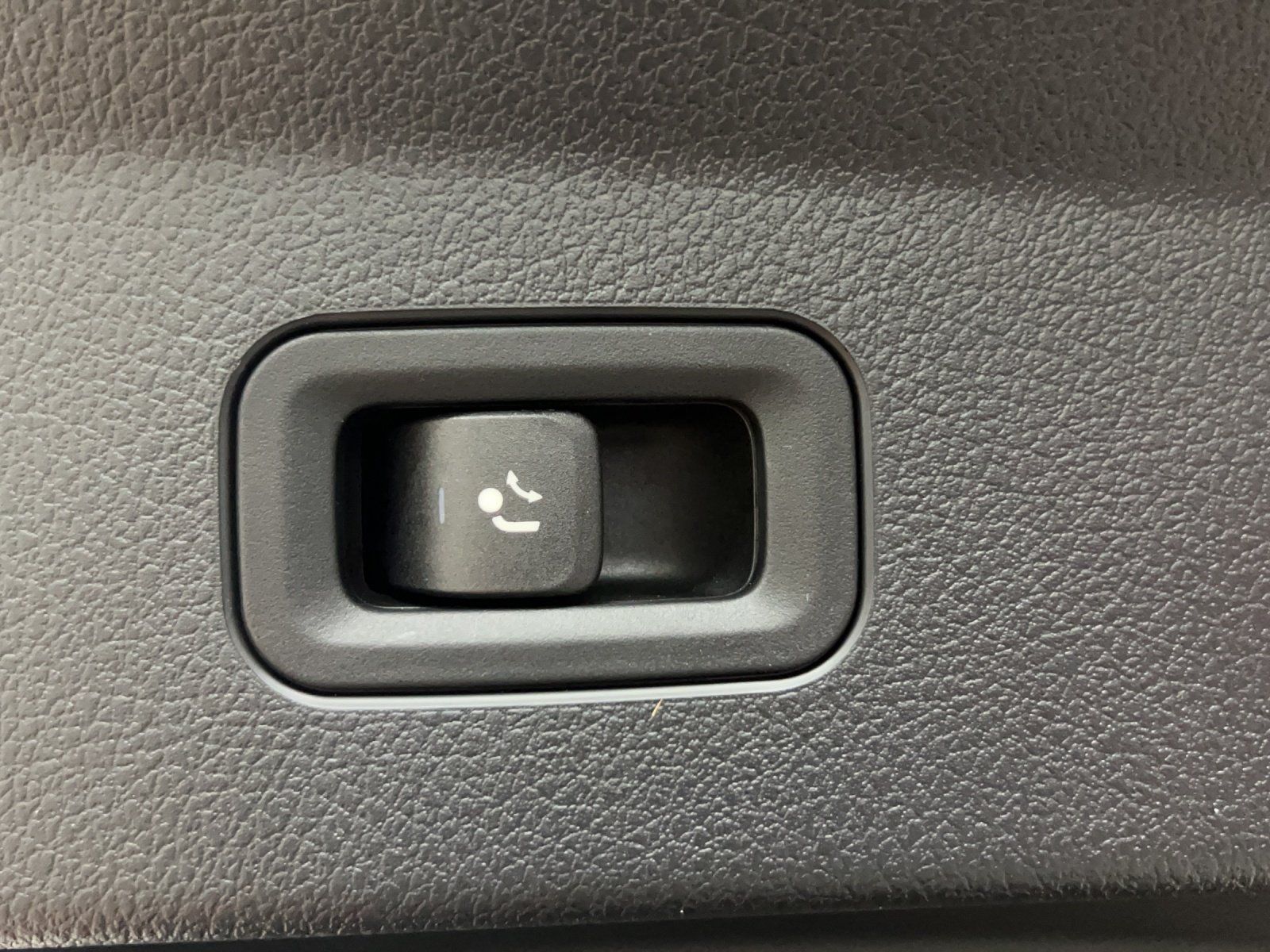 Fahrzeugabbildung Mercedes-Benz GLE 300d Cpé AMG FondTV AIRMATIC Pano DISTRO AHK
