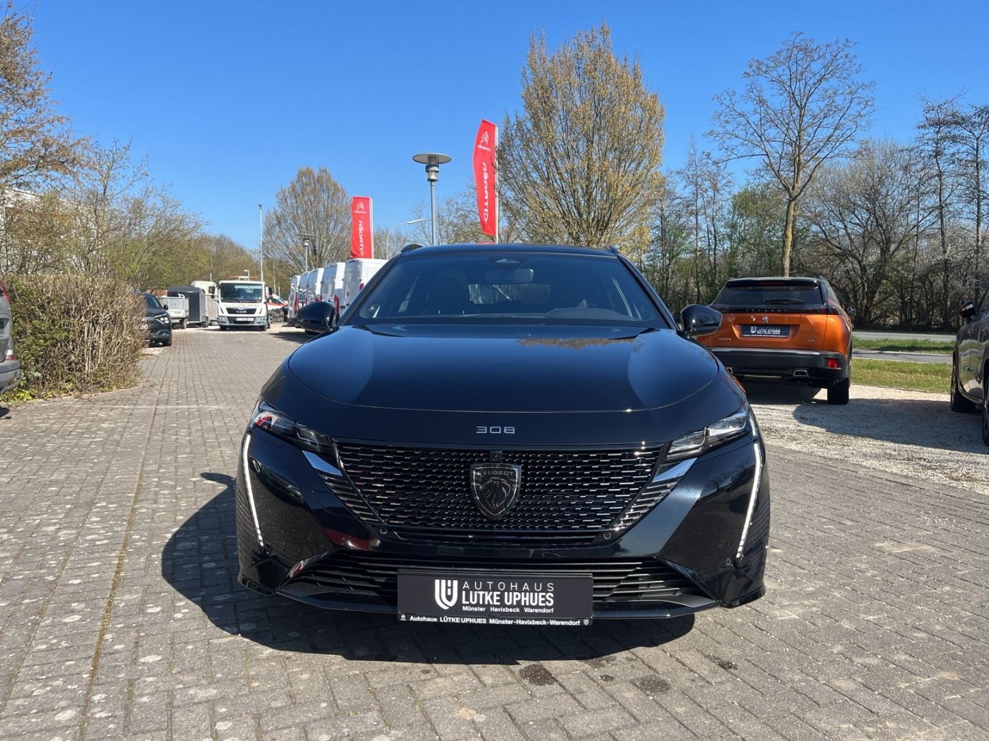 Fahrzeugabbildung Peugeot 308 1.5 SW GT BlueHDi 130 EAT8 ACC Panodach Navi