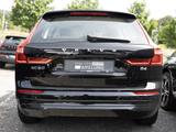 Volvo XC60 B4 B Core 2WD PDC NAVI LED KAMERA FACEL. - Volvo XC60 Core mit Benzin-Antrieb
