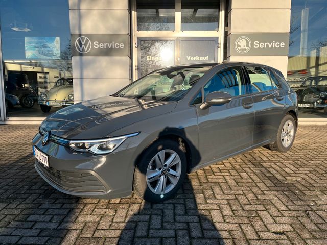 Volkswagen Golf VIII Life 1.0 eTSI DSG *LED*PDC*SHZ*