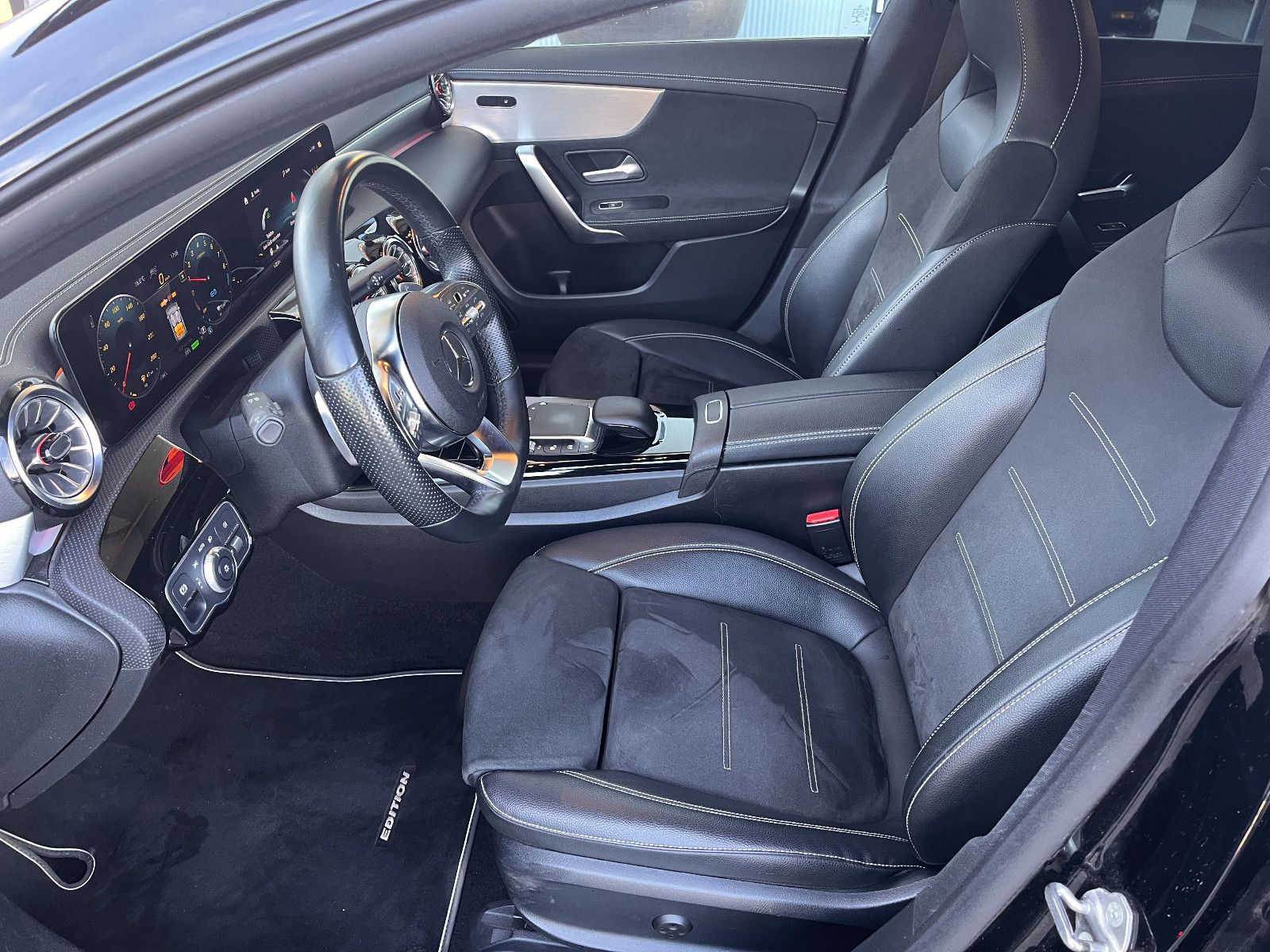 Fahrzeugabbildung Mercedes-Benz CLA   Shooting Brake 250 e  AMG-Line