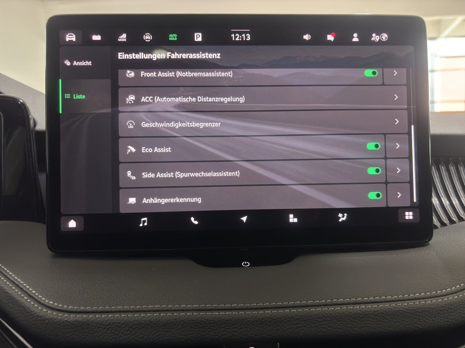 Fahrzeugabbildung SKODA Superb Combi L&K 2,0 TDI 142 kW DSG 4x4 Voll