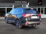 Mitsubishi Outlander Active+ 2.0 CVT *ALLRAD + WINTERRÄDER* - : Cvt