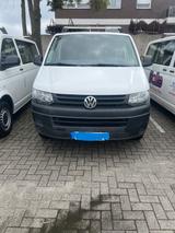 Volkswagen T5 Transporter - Volkswagen T5: Firmenfahrzeug