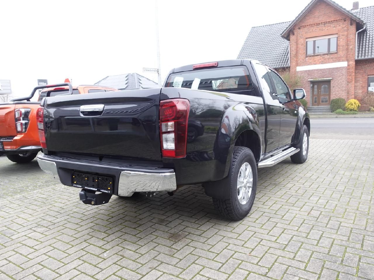 Fahrzeugabbildung Isuzu D-Max Space Cab 1,9 LS mit Luftfahrwerk