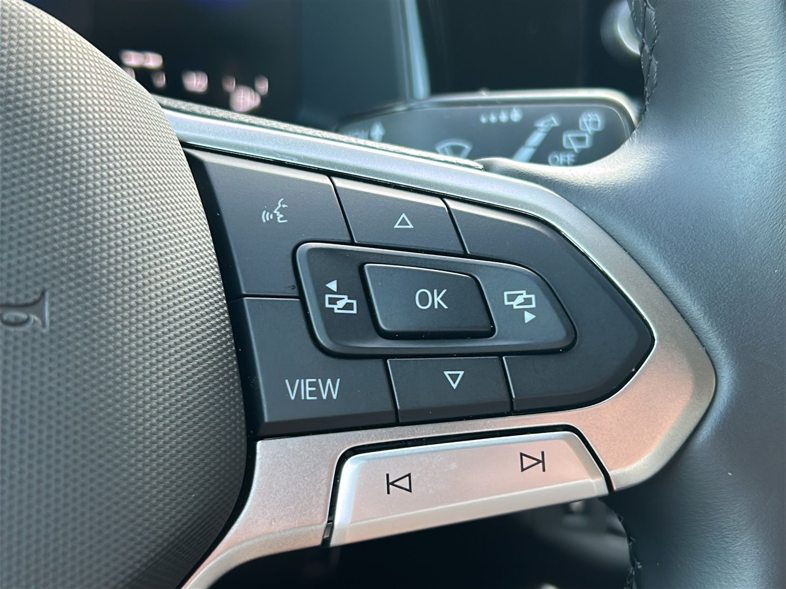 Fahrzeugabbildung Volkswagen Taigo TSI Life LED AID NAVI PDC SHZ LM