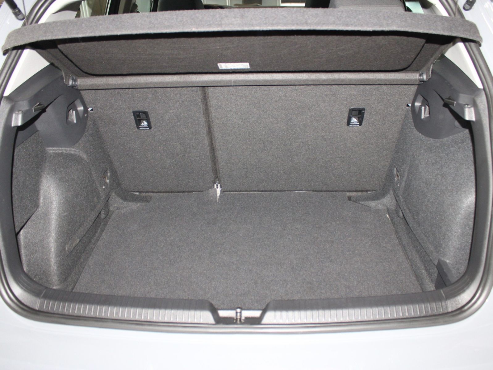 Fahrzeugabbildung Volkswagen Golf 1.0 TSI OPF LED PDC Allwetter WinterPaket