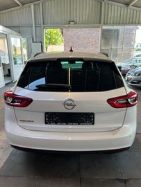 Opel Insignia - 8