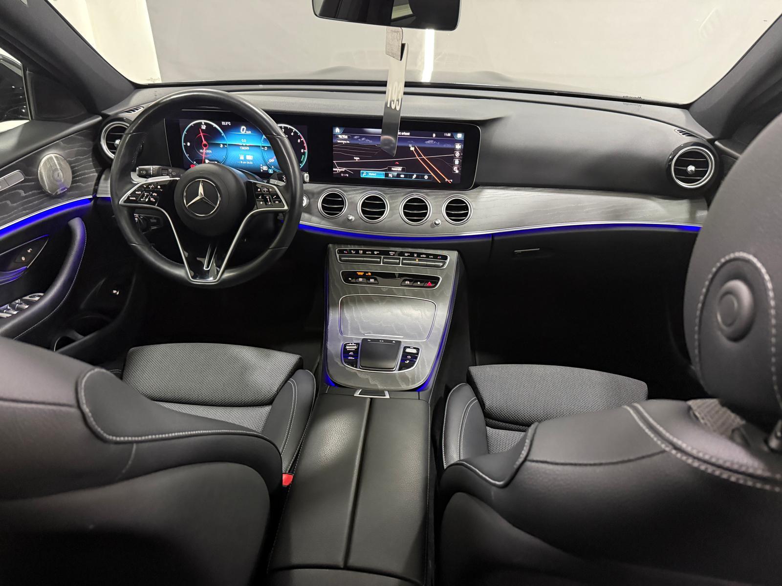 Mercedes-Benz E 300 de T 9G AMG-LINE*PANO*360*DISTR*AMBI*AHK*