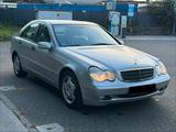 Mercedes-Benz Mercedes Benz C200 Kompressor Limousine Au... - Mercedes-Benz C 200 mit LPG-Antrieb