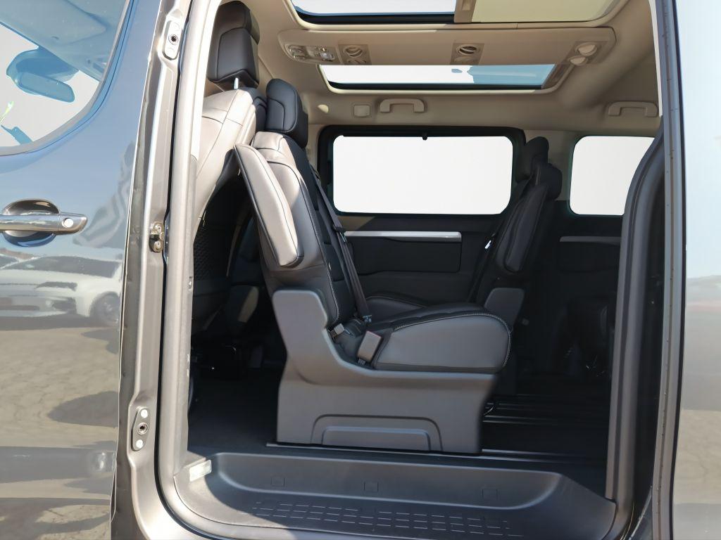 Toyota Proace Verso Lounge 2,0-l-D-4D L1 (6-Si.) Autm.