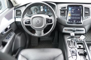 Volvo XC90 - 9