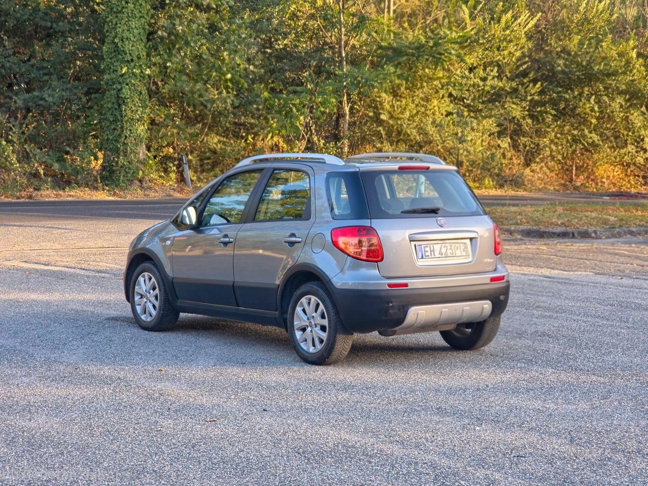 Fiat Sedici 2011 — двигун 1.586 cm³, 120 HP (88kW)