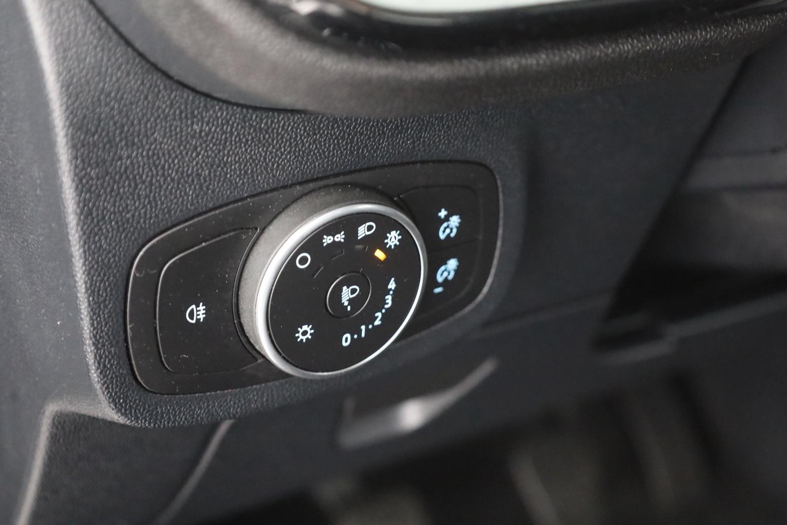 Ford Fiesta 1.1 Trend SYNC Winterpaket Spurhalte PDC