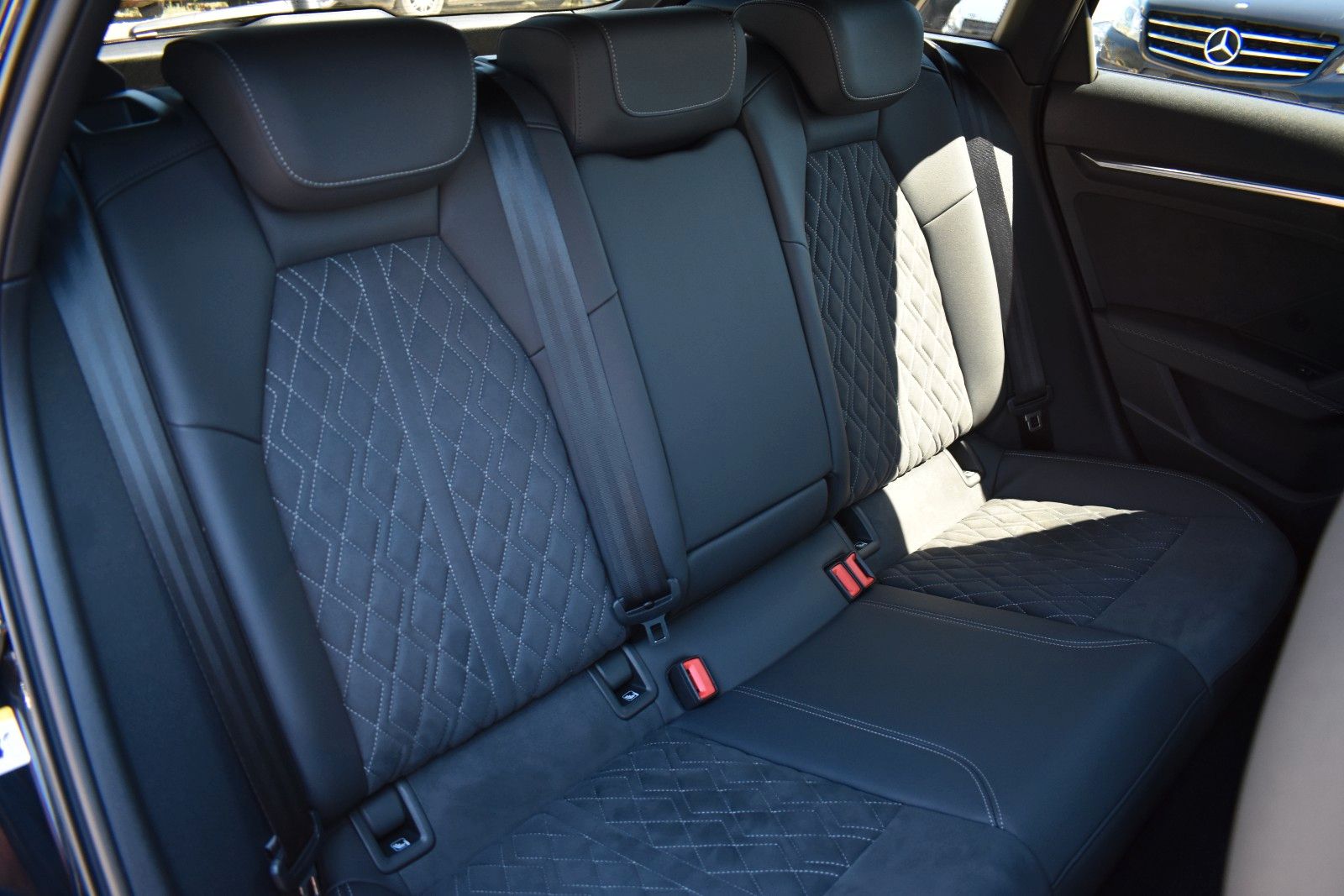 Fahrzeugabbildung Audi S3 Sportback 2.0 TFSI Quattro B&O/Virtual/LED